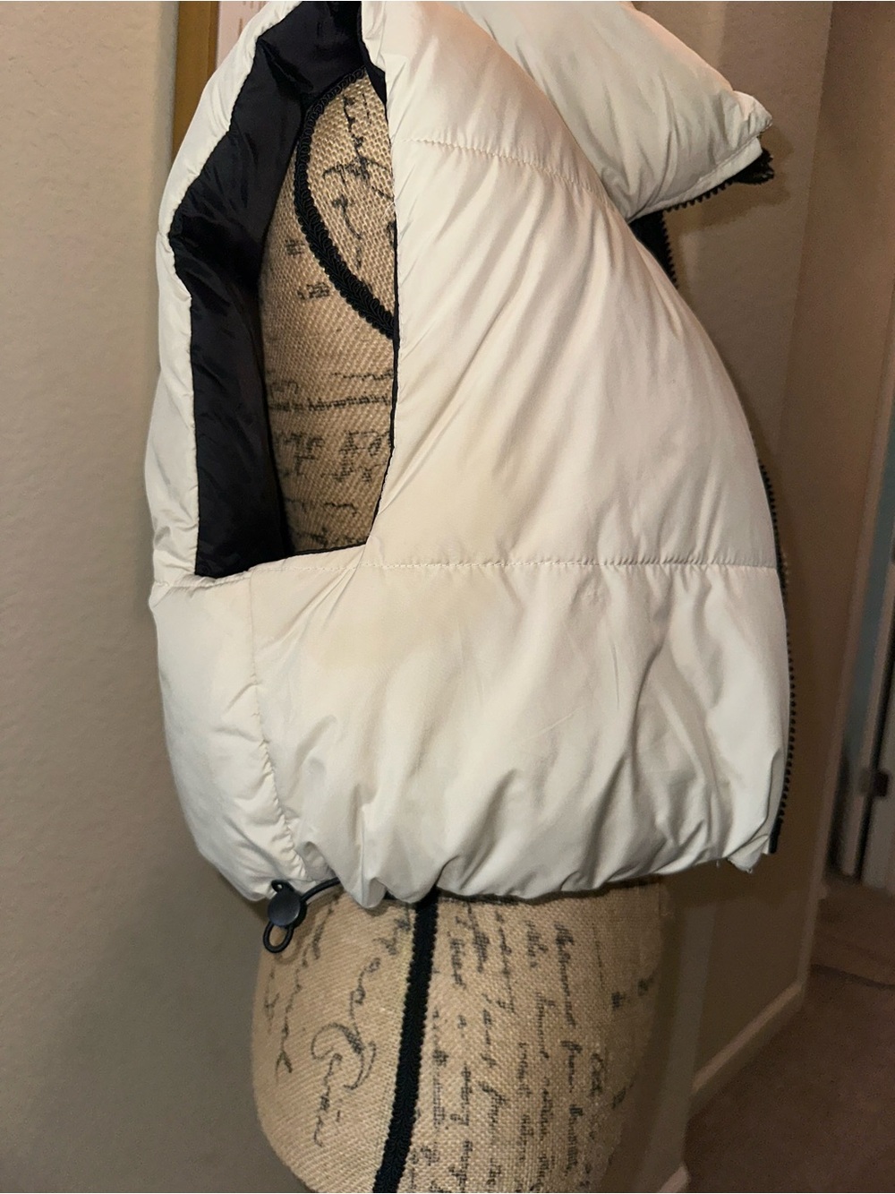H&M Reversible Puffer Vest in Cream and Black - Picture 2 of 8
